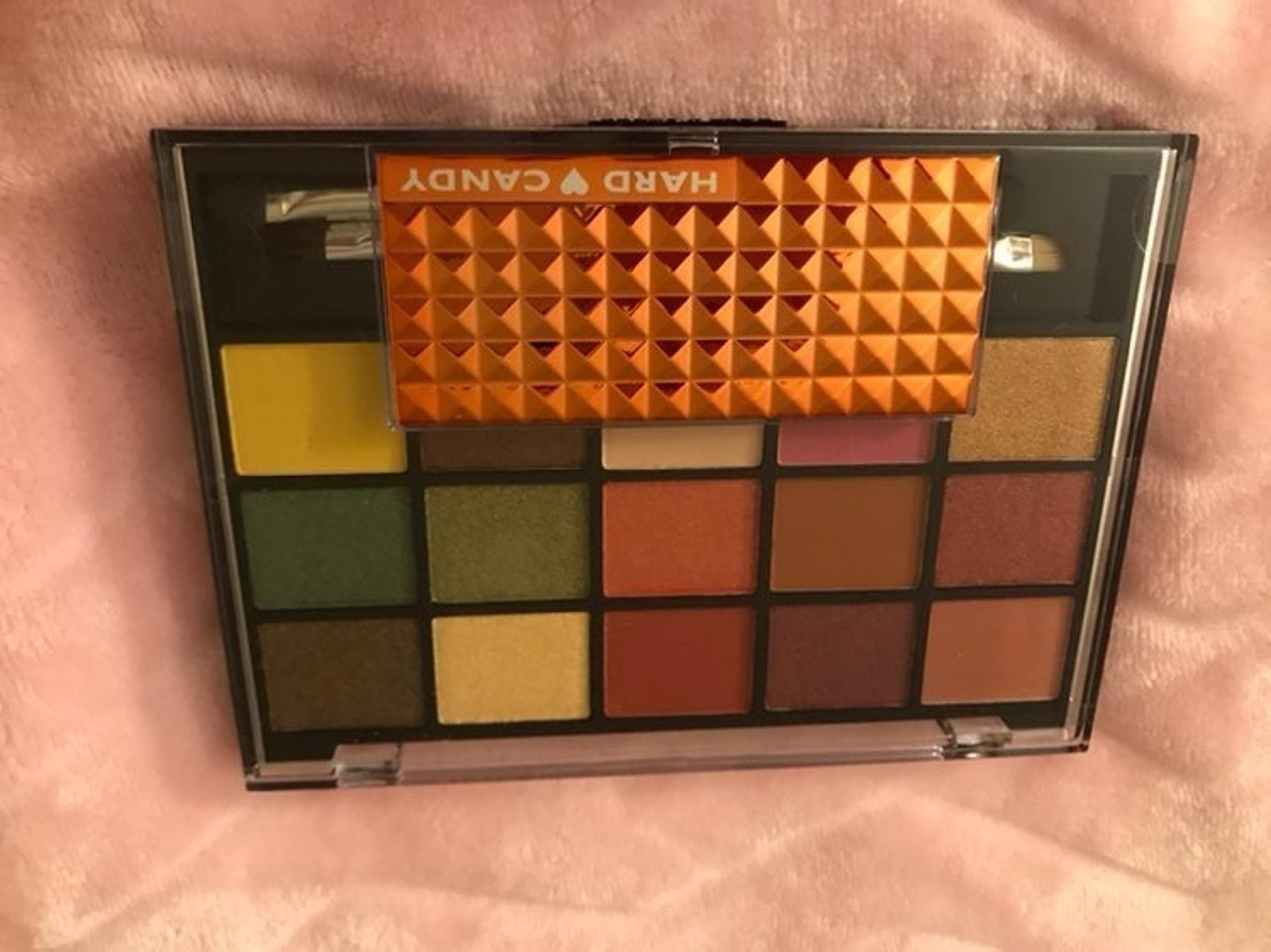Hard Candy Earthy Vixen eyeshadow pallette