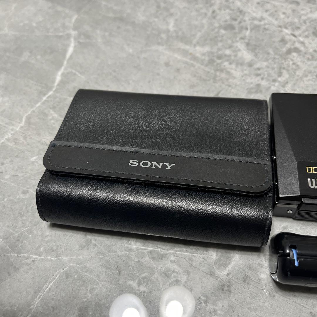 SONY WALKMAN WM-550C - detail