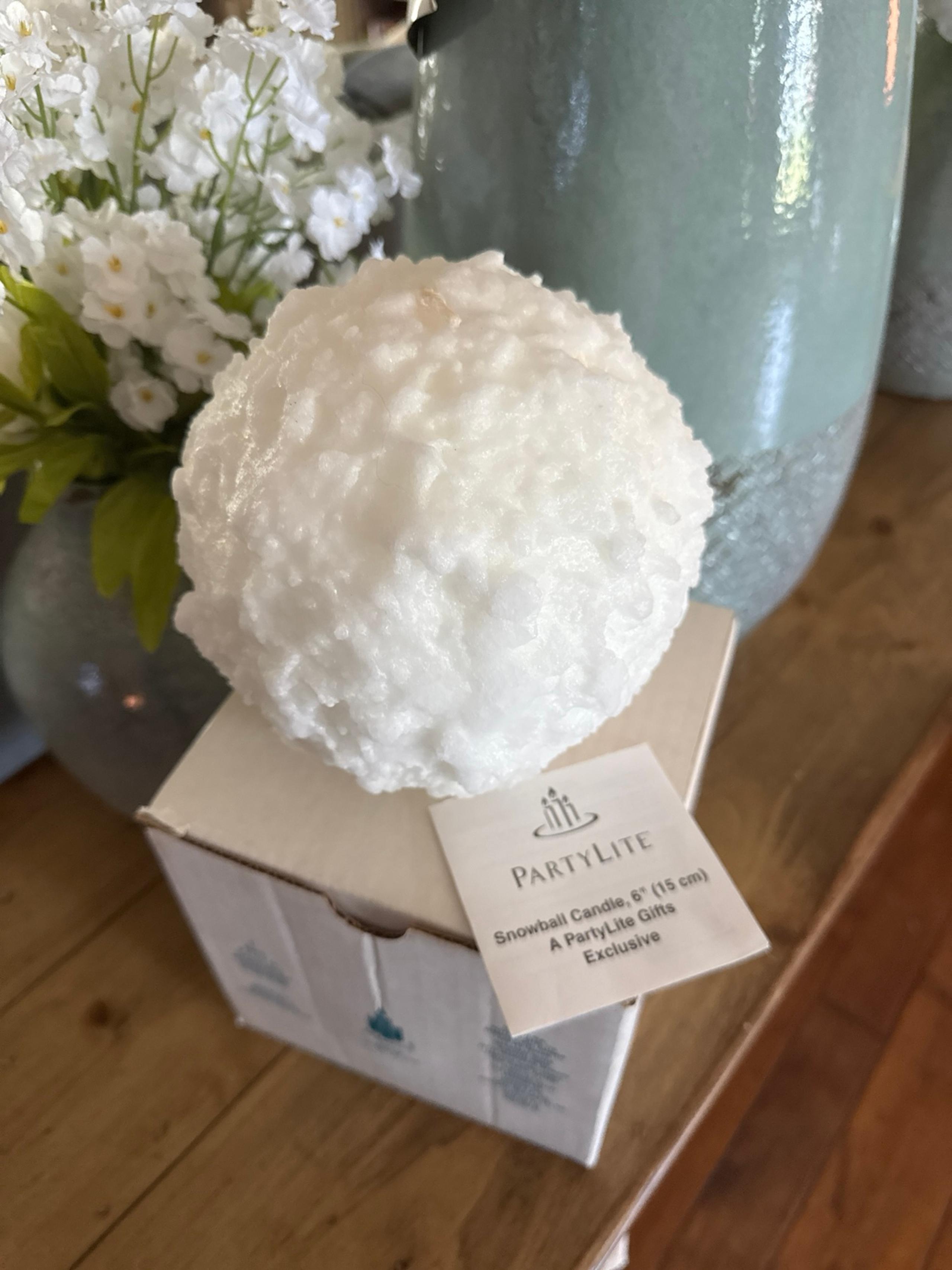 Partylite Snowball Candle 6 in New