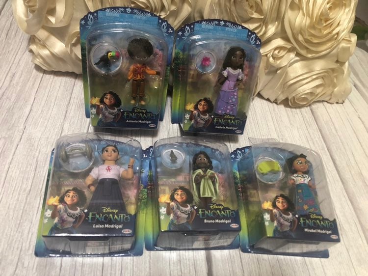 Disney Encanto Figures Set