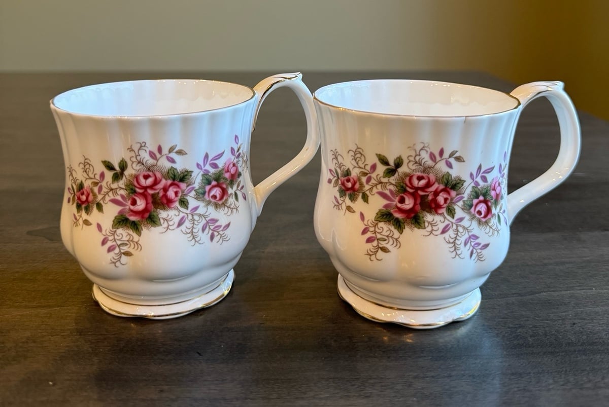 Royal Albert Lavender Rose Coffee 3 Cups Mugs