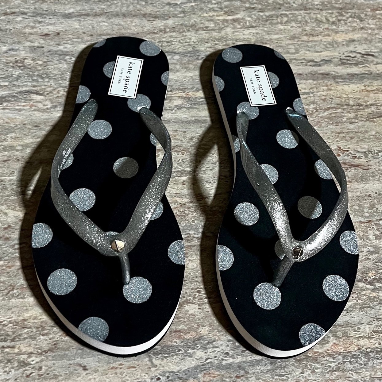 NWOB Kate Spade Fiji Silver and Black Polka Dots Flip Flop Sandals