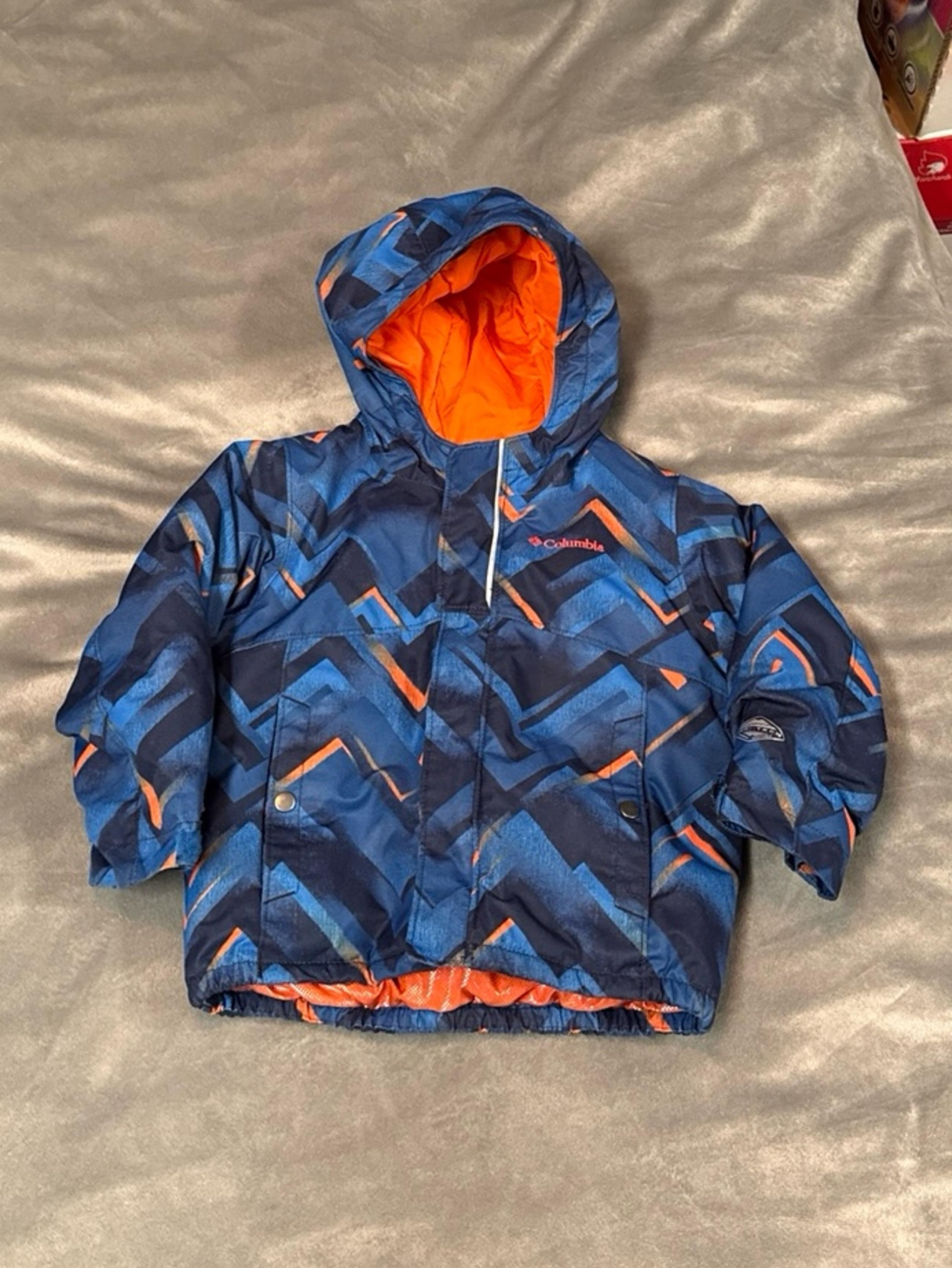 GUC Columbia Hooded snow Jacket blue print 3T