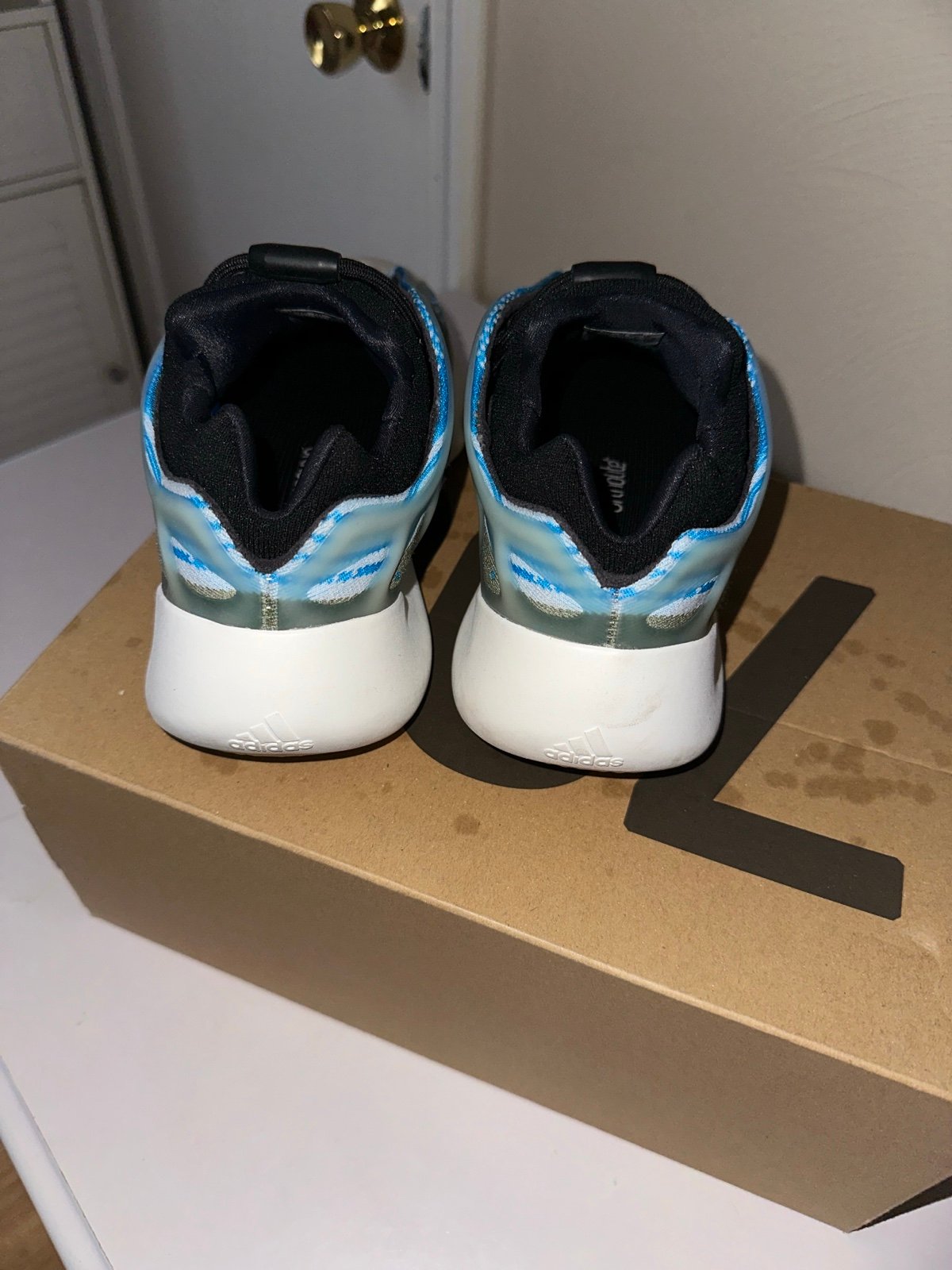 Yeezy 700 V3 ‘Arzareth