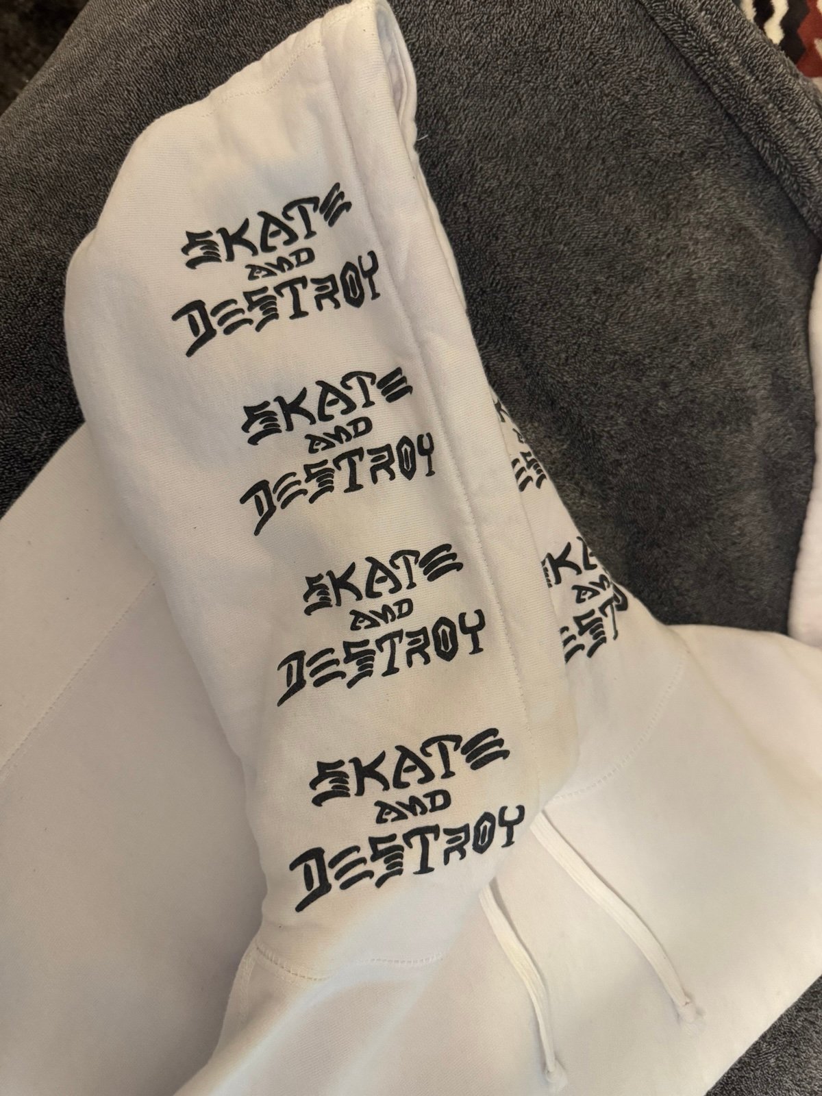 Supreme Hoodie