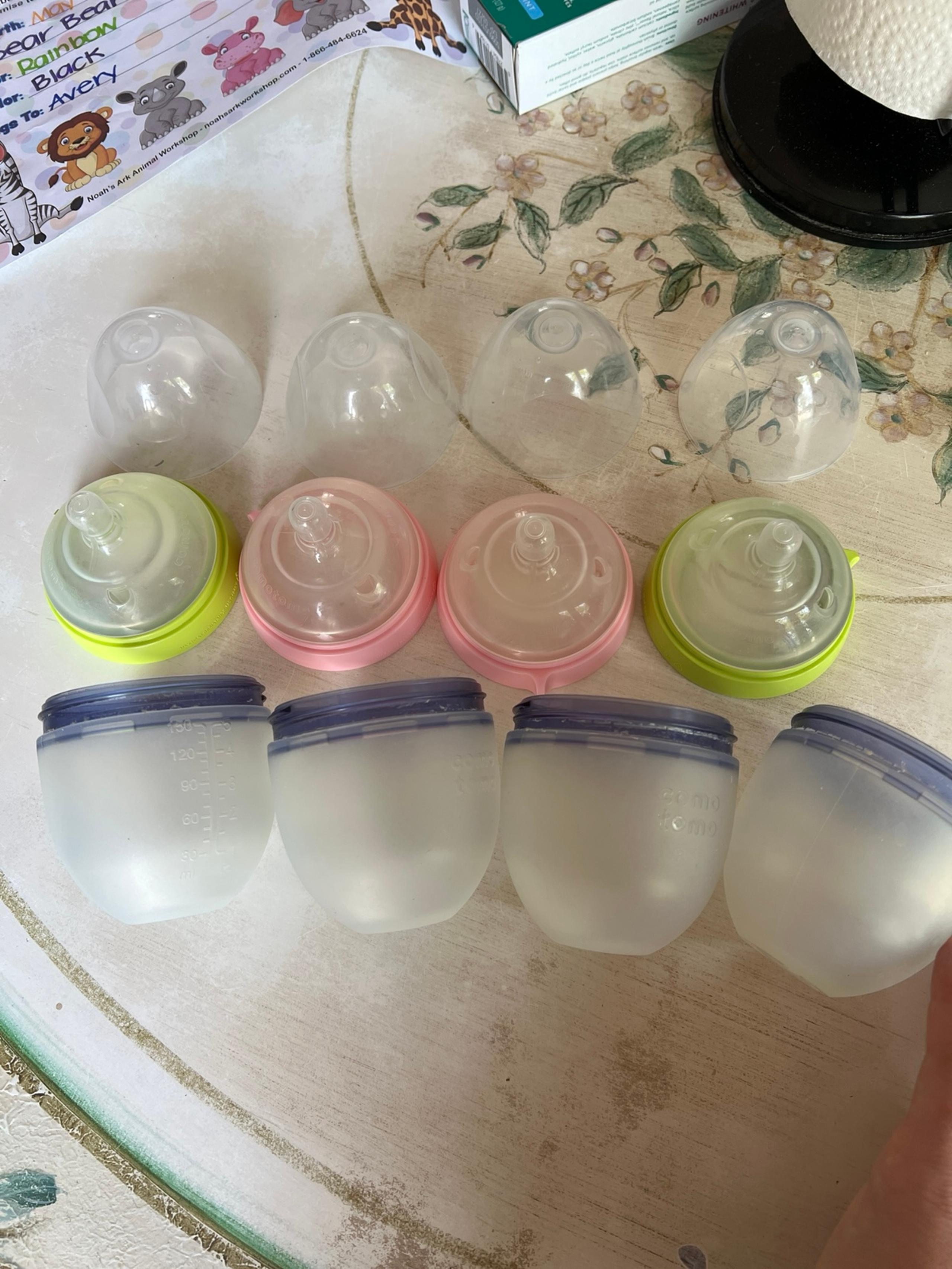 Comotomo set of 4 5oz bottles