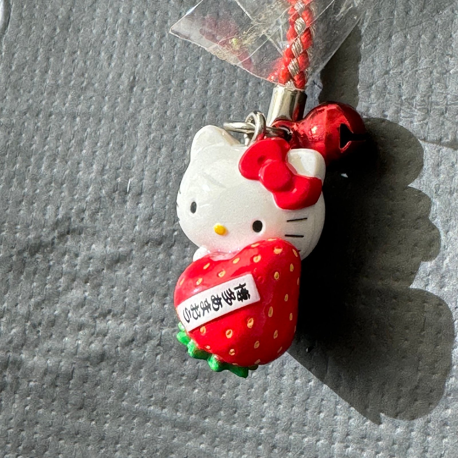 Hello Kitty 2014 Strawberry Gotochi Charm Strap