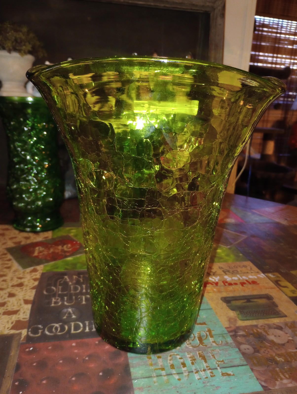 Crackle vase