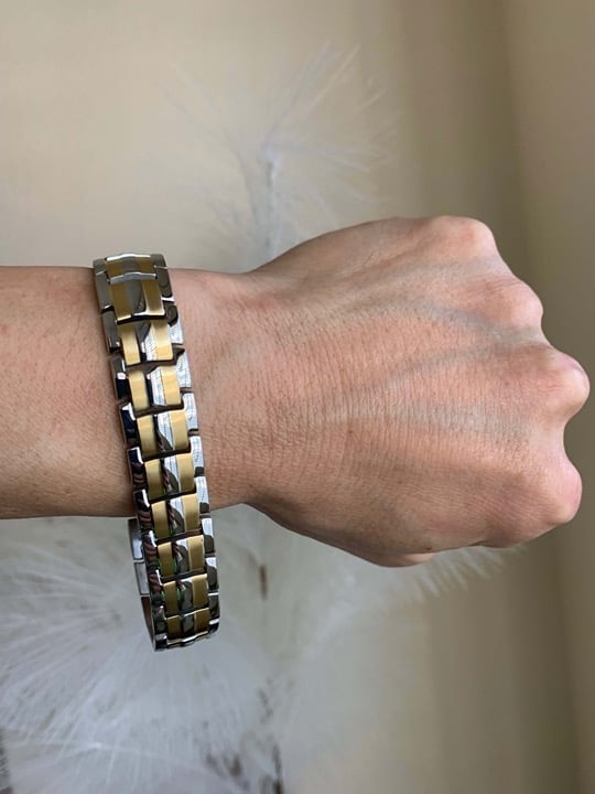 Amazing Titanium Magnetic Bracelet Men 44 max magnets Balance Energy Power Jo
