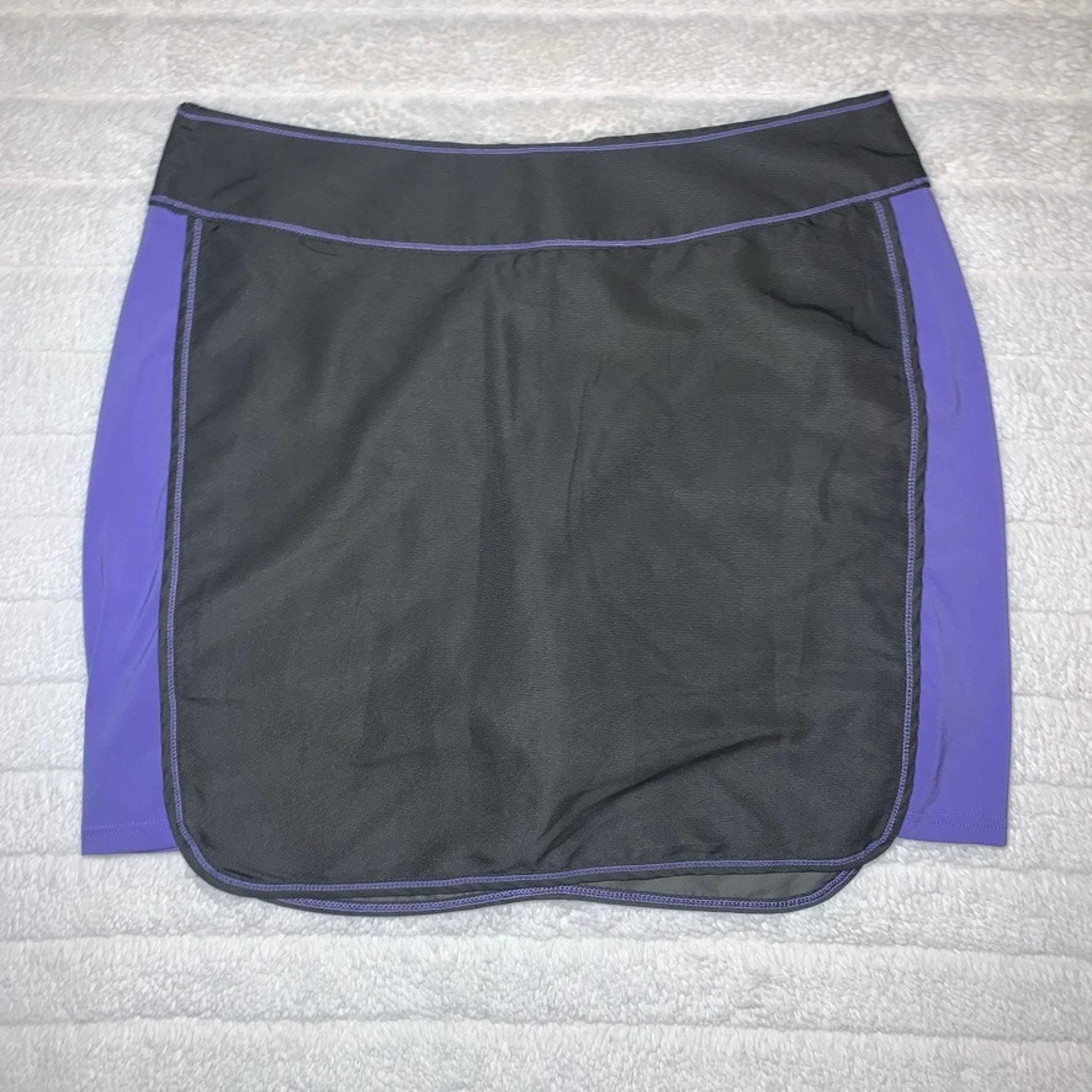 Antigua Gray and Purple Athletic Skort with Zipper Up the Back