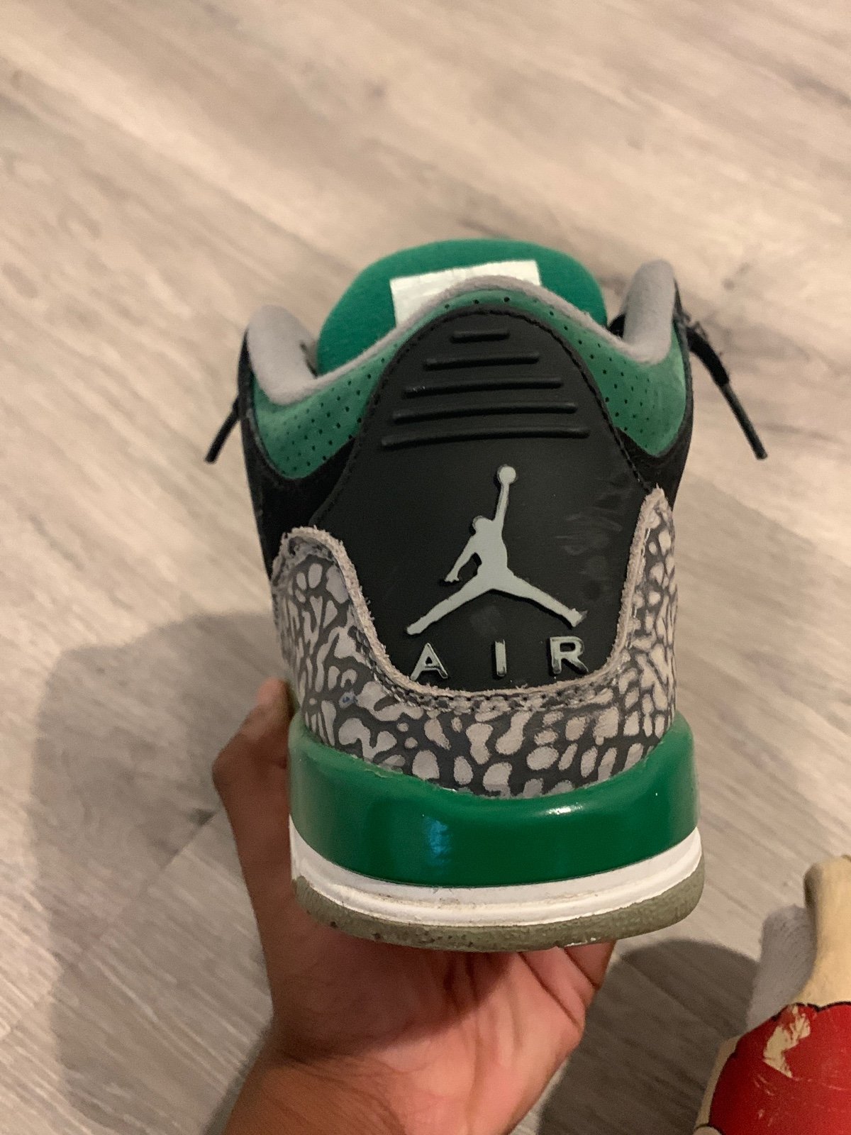 Air Jordan 3 pine green