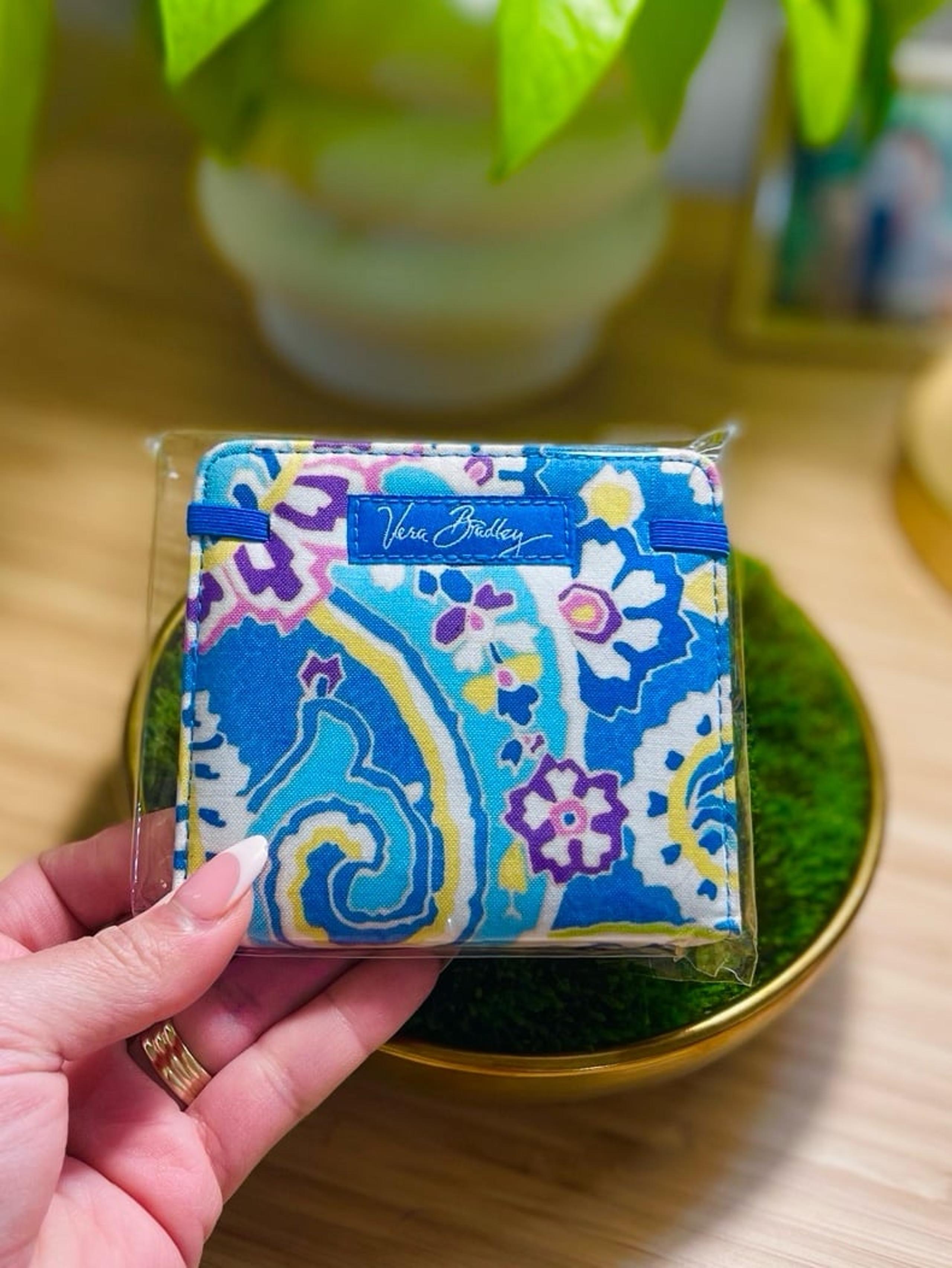 NEW VERA BRADLEY Capri Blue mini pocket notepad - LIMITED EDITION