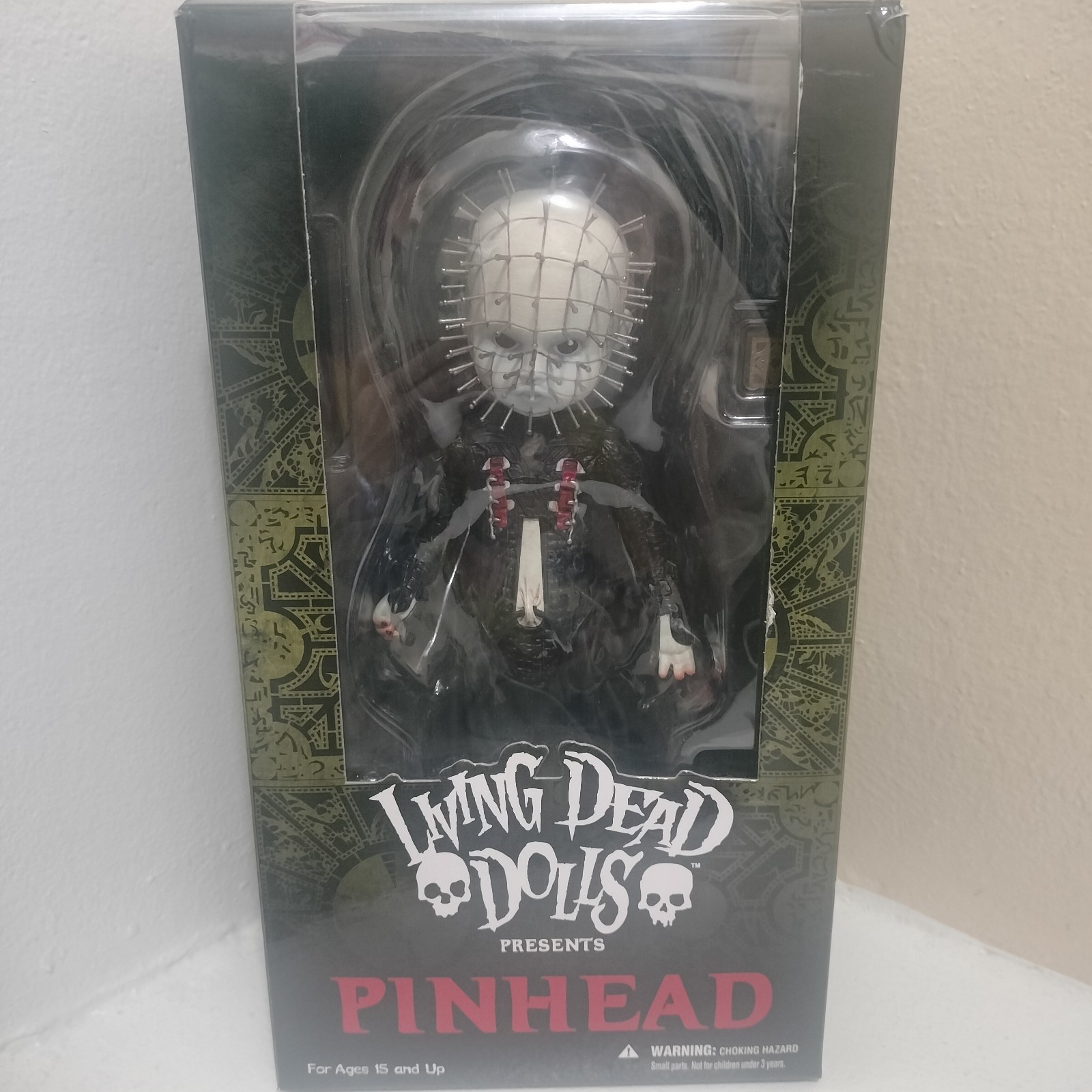 Living Dead Doll - Pinhead