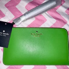 Kate Spade Lucy Medium L-Zip Wristlet