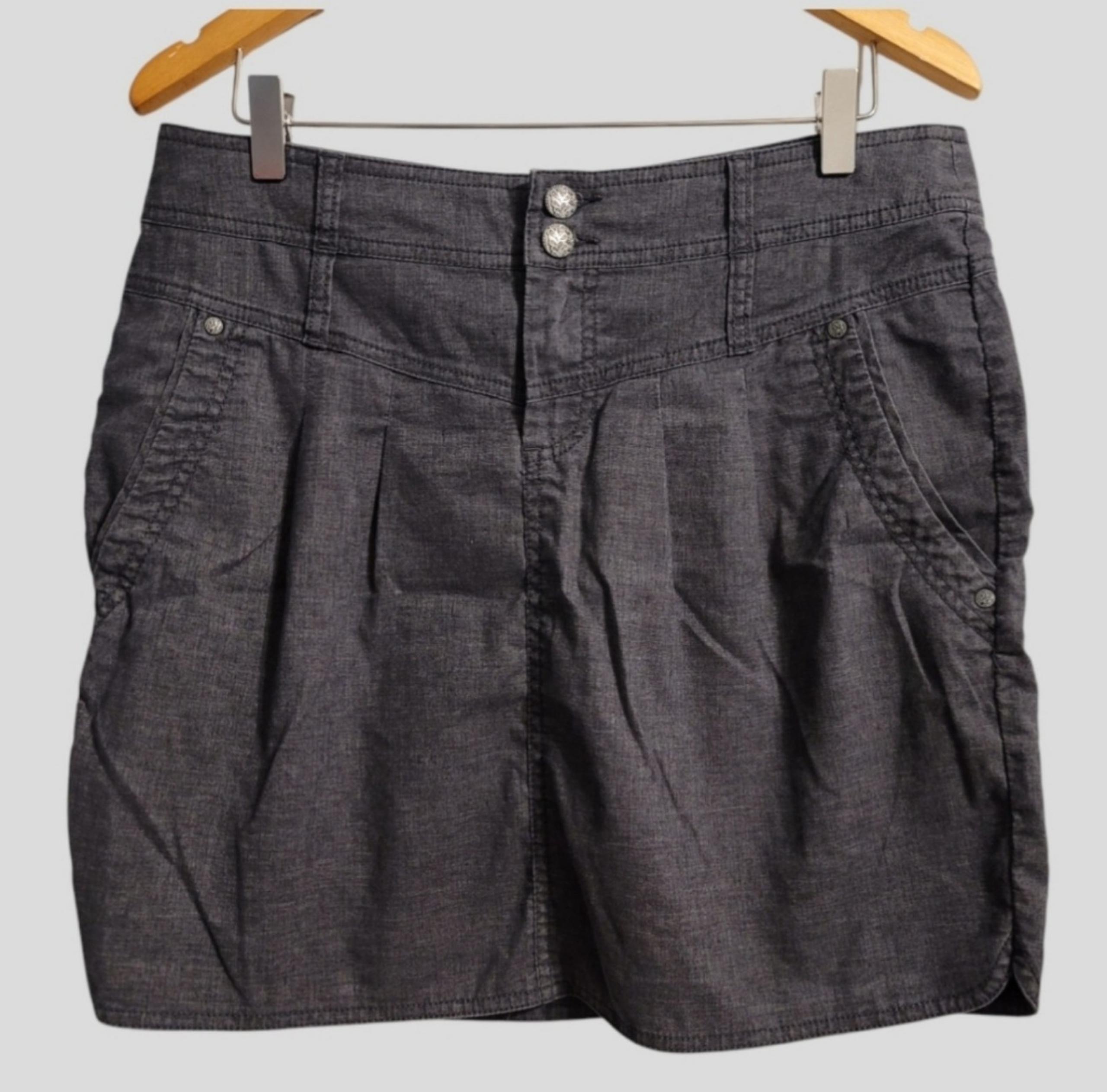 PRANA Mini Skirt Women's Sz 8 Charcoal Gray Hemp Blend Stretch Pleated Comfort