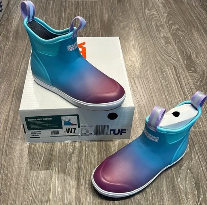 XTRATUF Ankle Deck Boot Blue Aurora Size 7 NEW