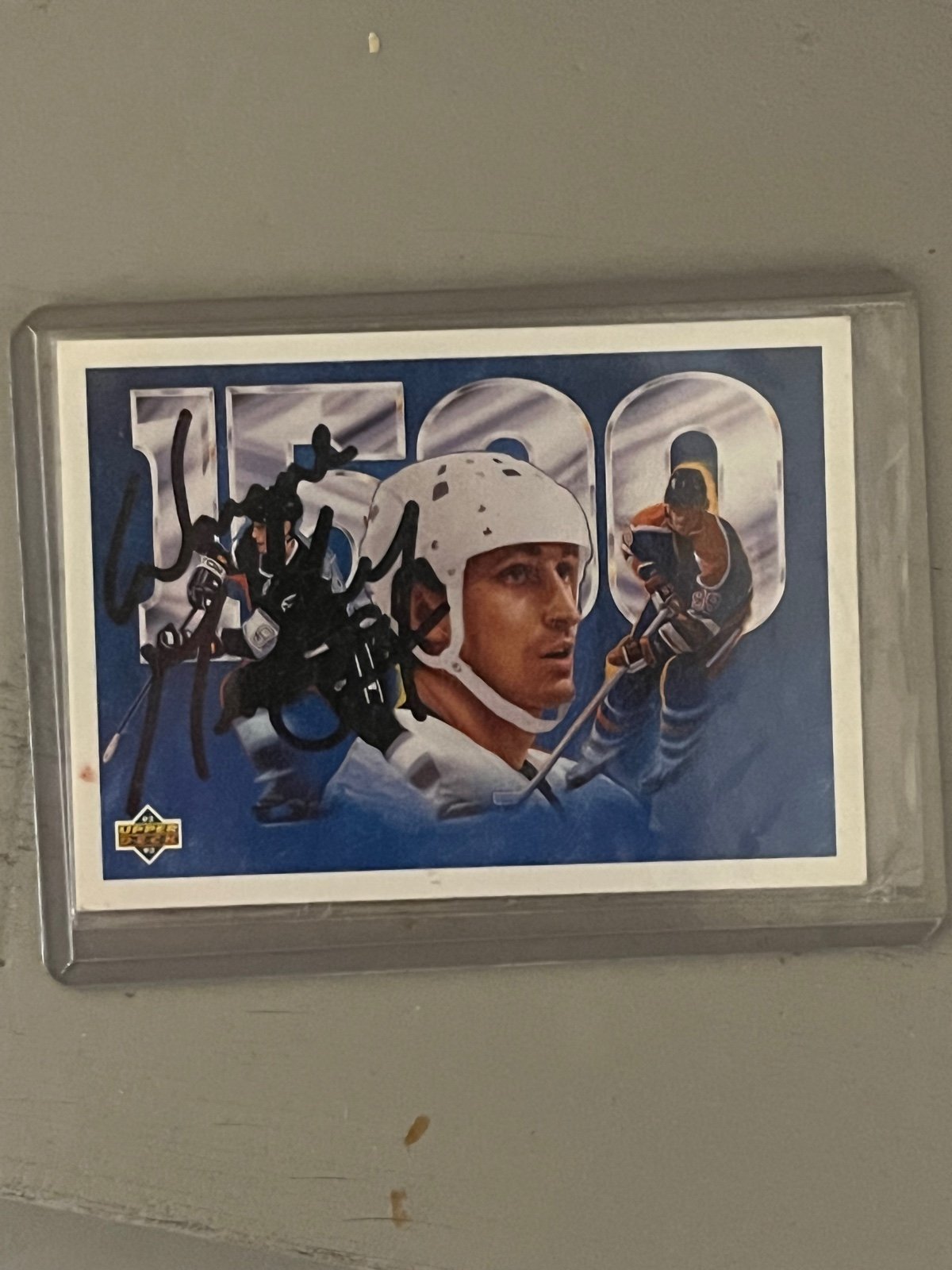 Wayne Gretzky Authentic Autographed Hockey Card