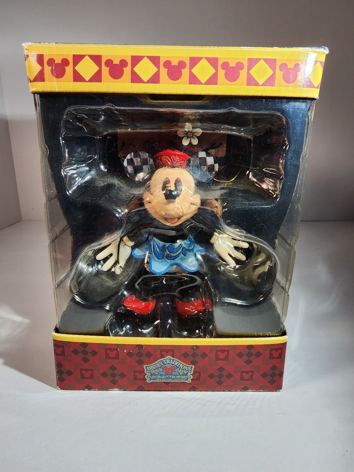 Walt Disney showcase collection marionettes minnie jim shore