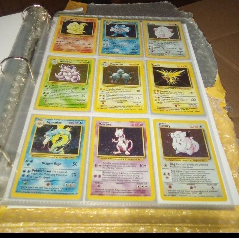 Pokémon Cards 1999 Base Set Near Mint & Near Complete Holo Collection Wizards!