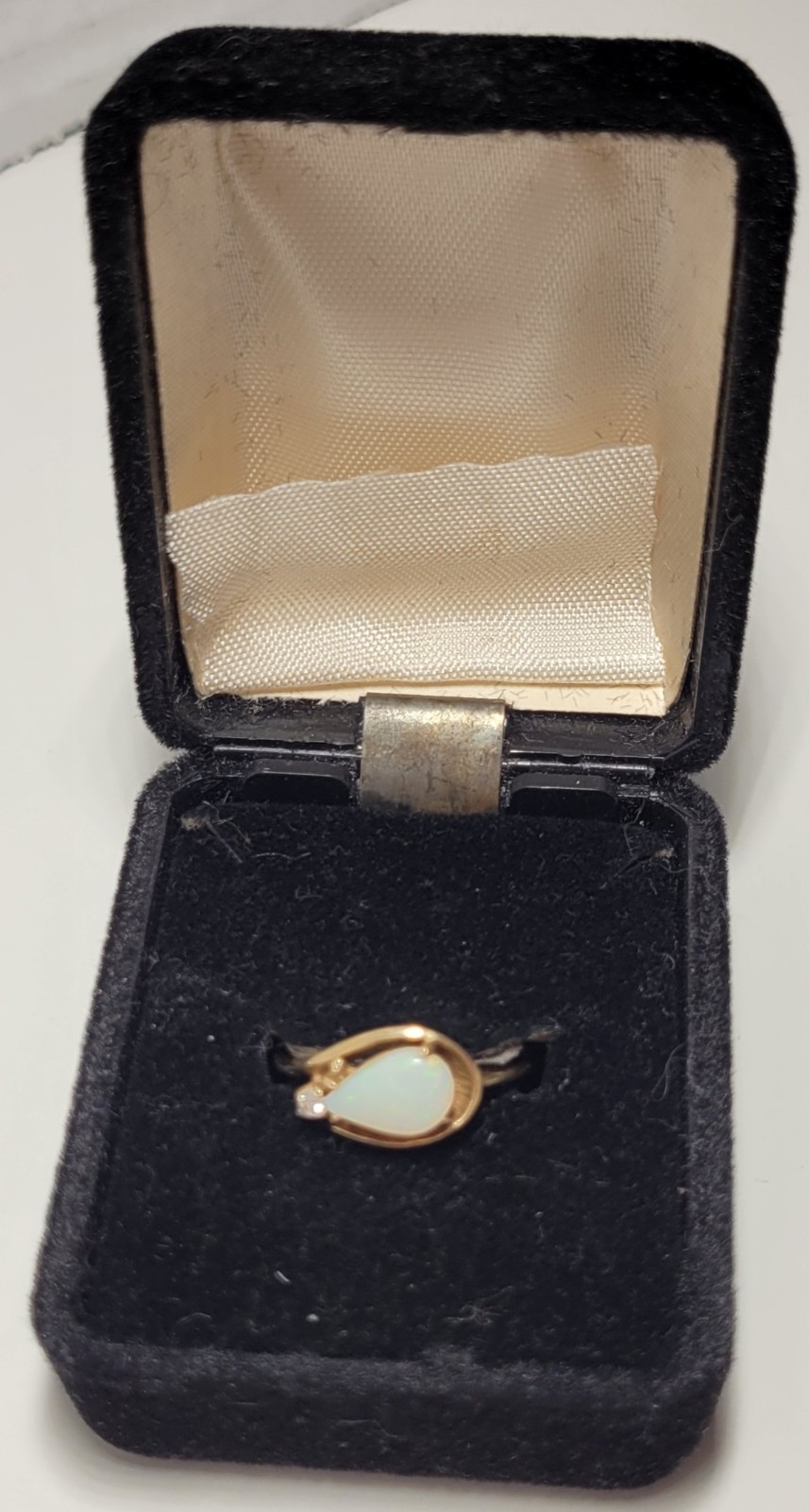 Opal ring