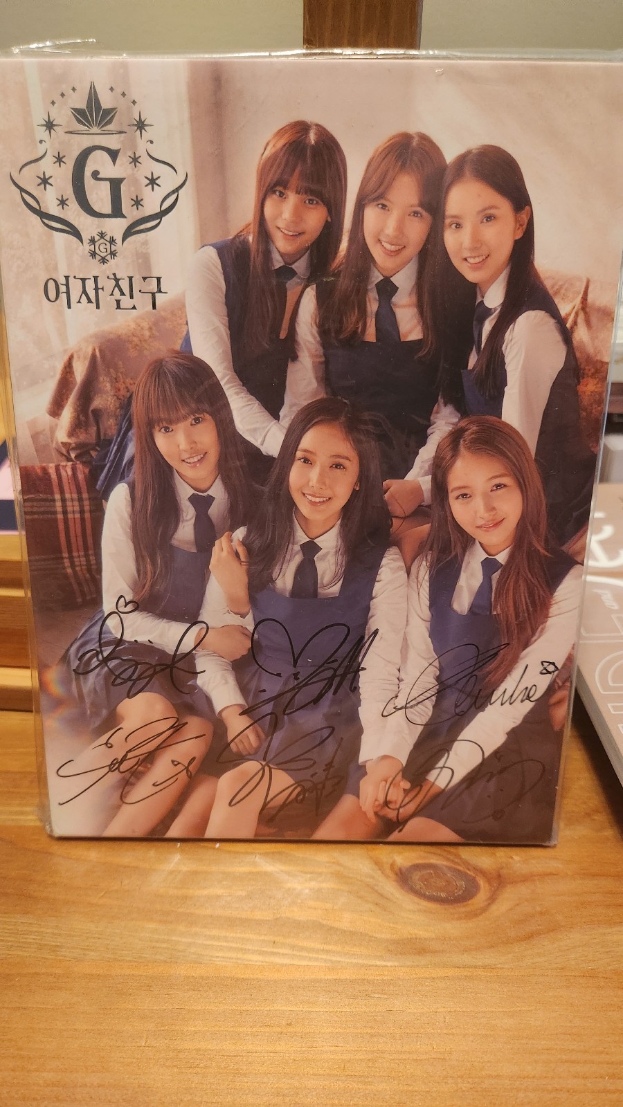 Gfriend 3rd Album Snowflake SIGNED BY ALL MEMBERS