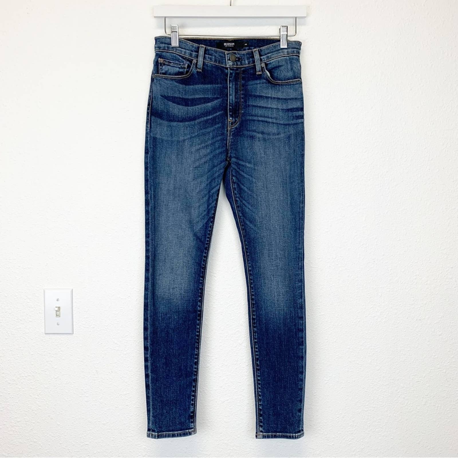 HUDSON Barbara High Rise Super Skinny Jeans Medium Wash SIZE 26