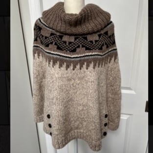NWOT❗️American Eagle Poncho