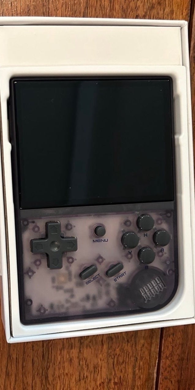 anbernic rg35xx - detail