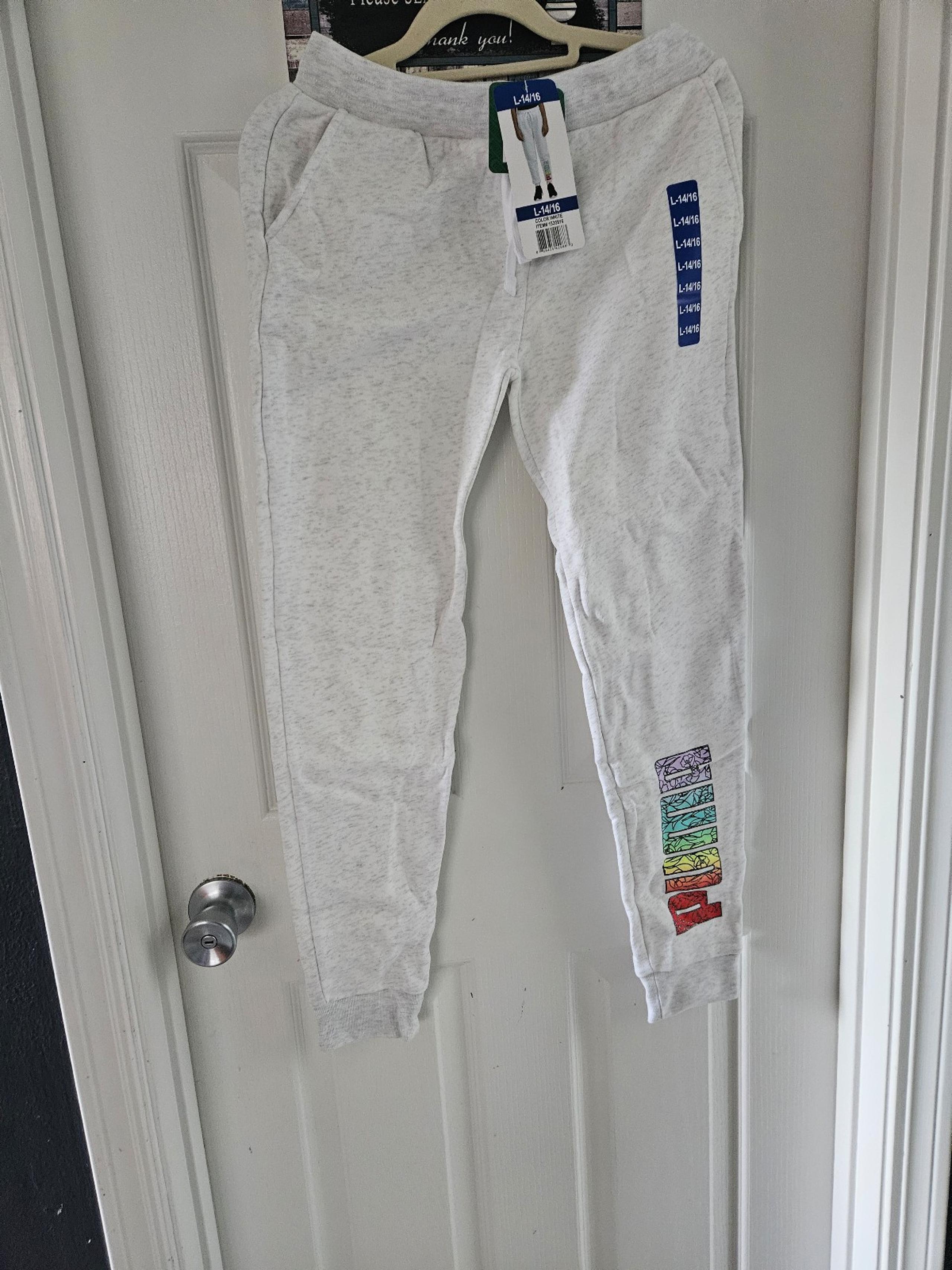 Puma jogger and hoody set
