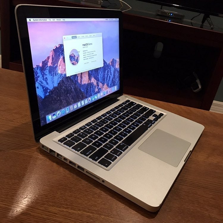 Apple MacBook Pro 13 Laptop MacOS - Nice Deal