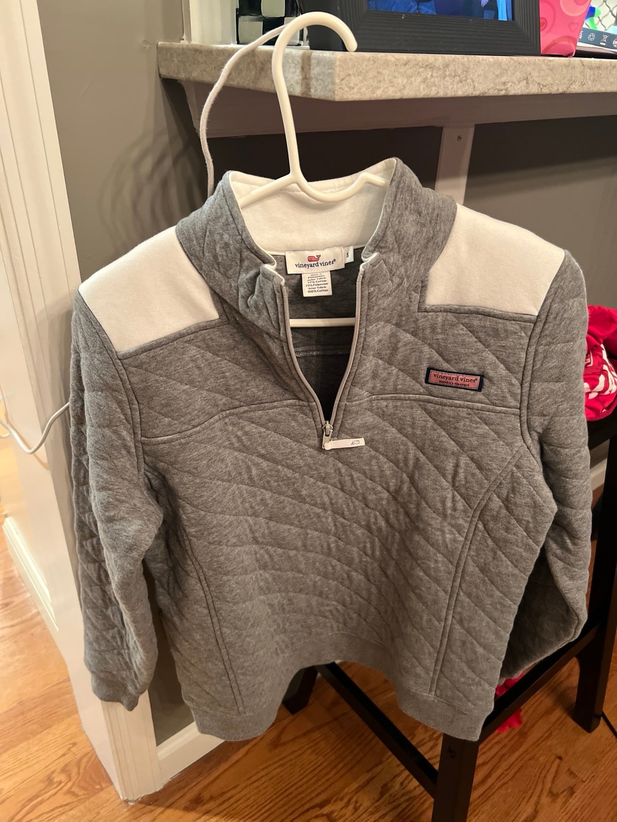 Vineyard vines size small woman’s 1/4 zip sweat jacket