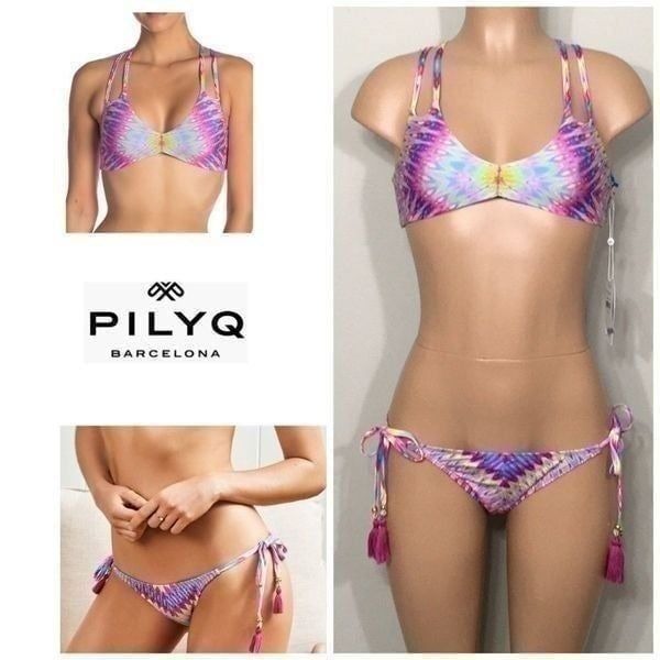 PILYQ Modeea bikini with reversible top. S-top/M-bottom. NWT