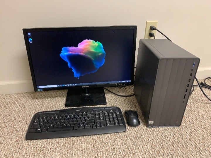 HP Envy TE01-1000i Desktop Computer w/Accessories