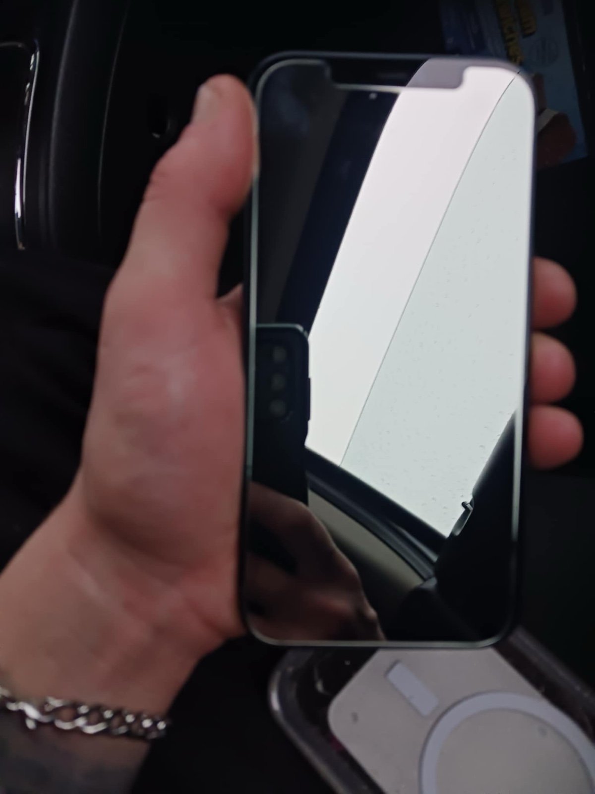 iPhone12