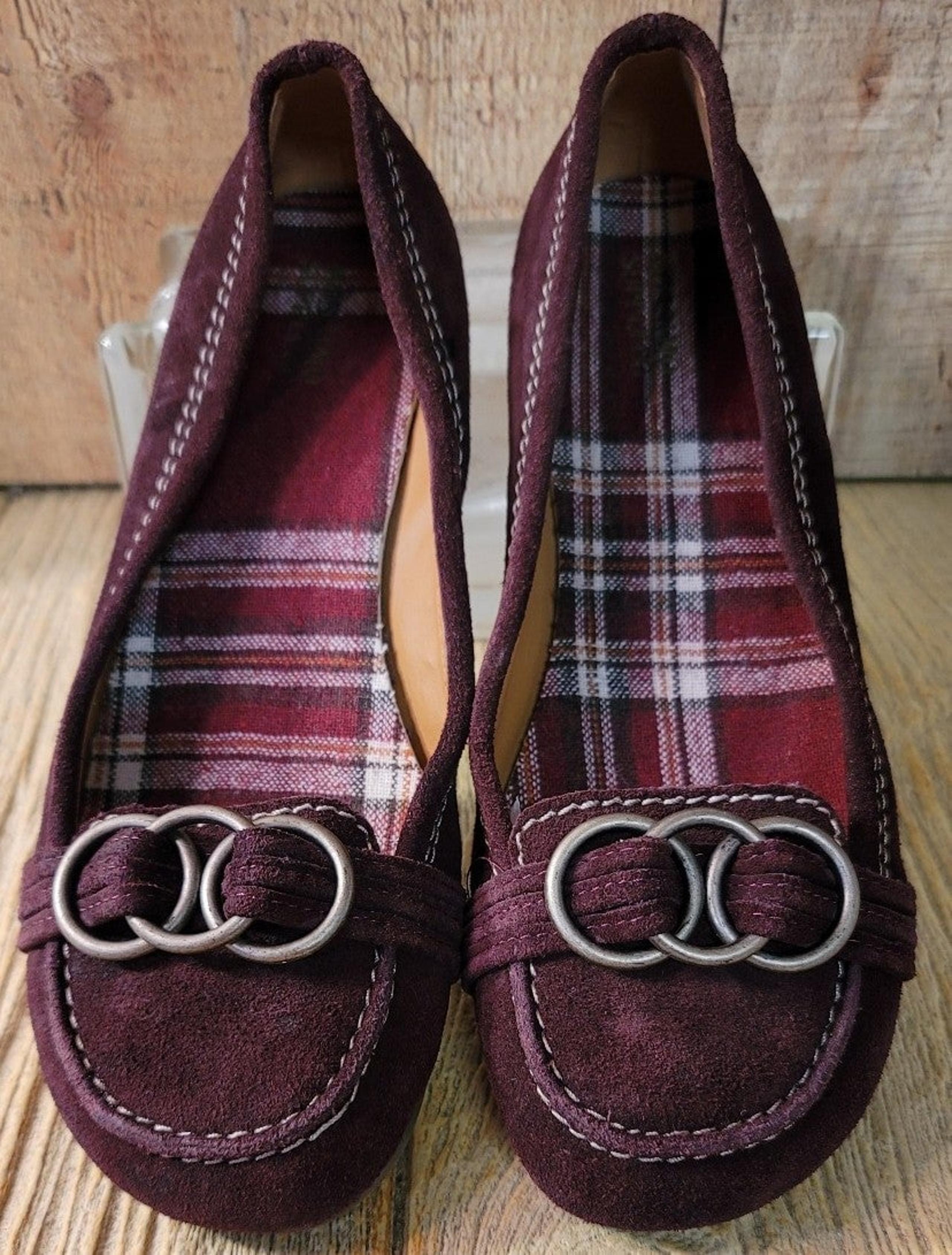 Mossimo Supply Co Shoes Womens 10M Burgundy Slip On Loafer Flats Moc Toe Suede
