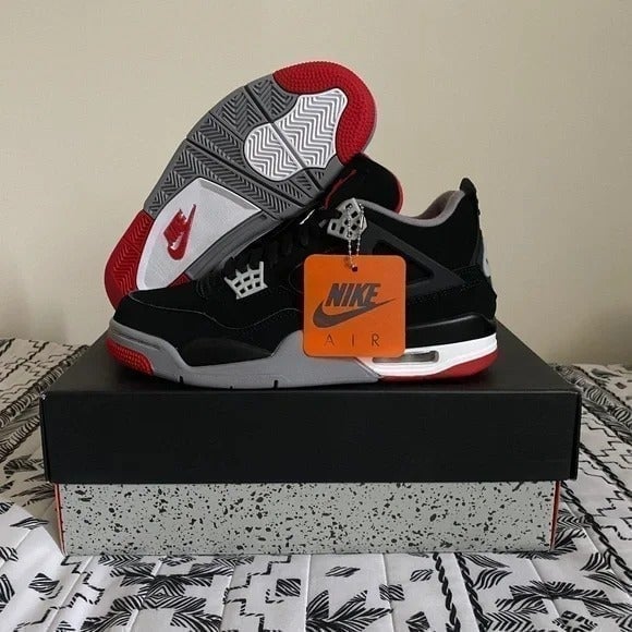Air Jordan 4 bred 2019 - size 8.5