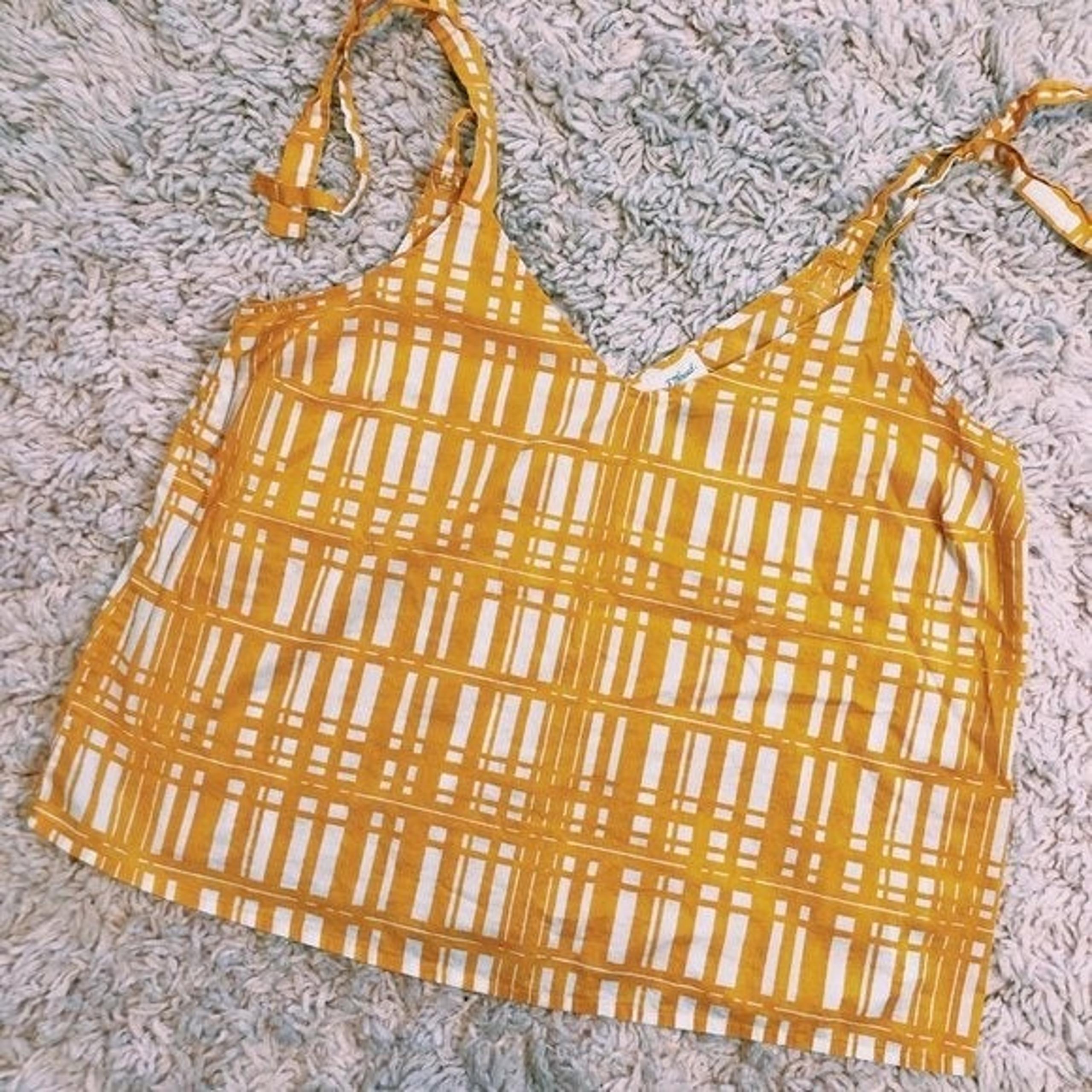 Universal Thread Yellow Tnk Top