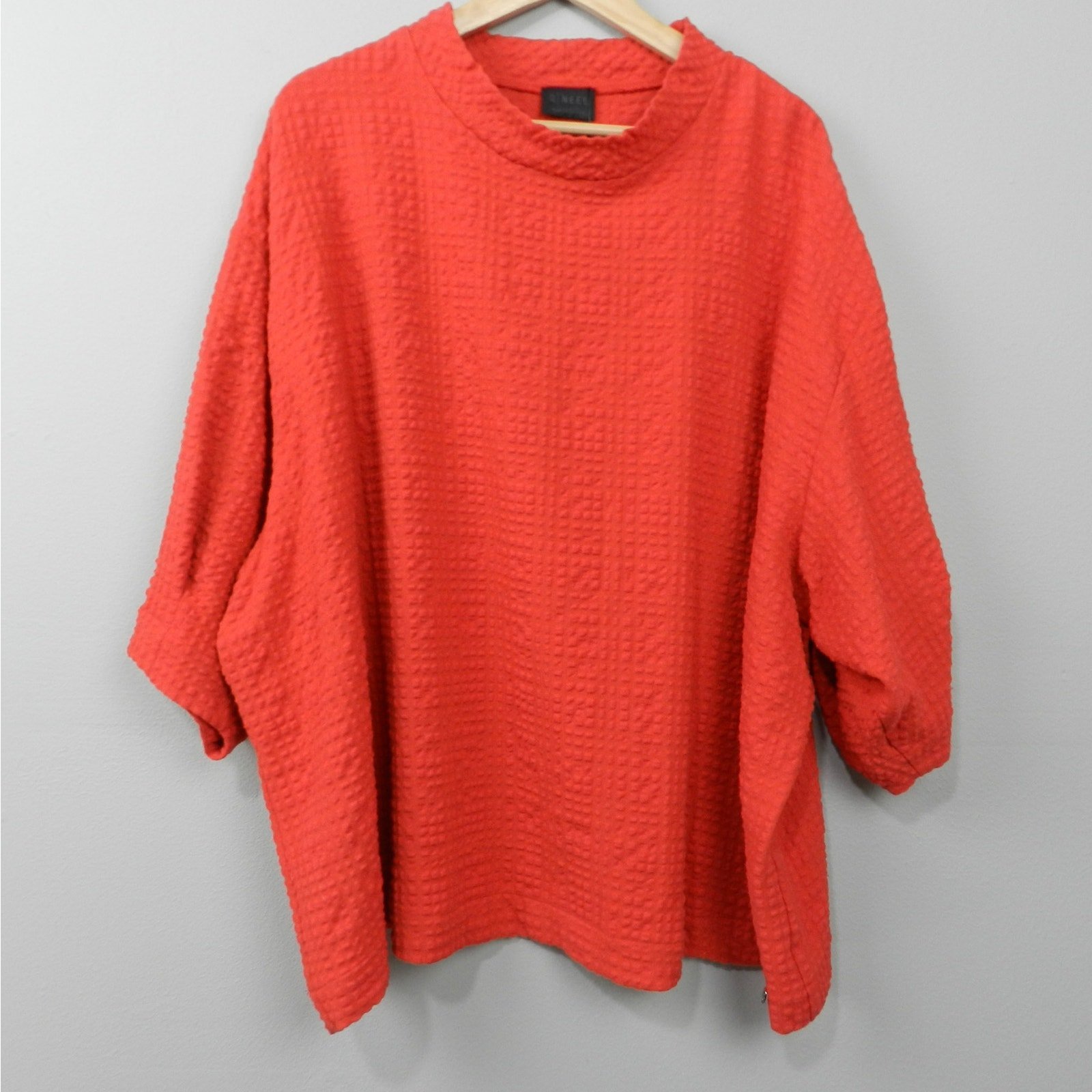 Q Neel Mock Neck Waffle Blouse Cajun Red Sz 18 Textured Knit Dolman Tunic Top