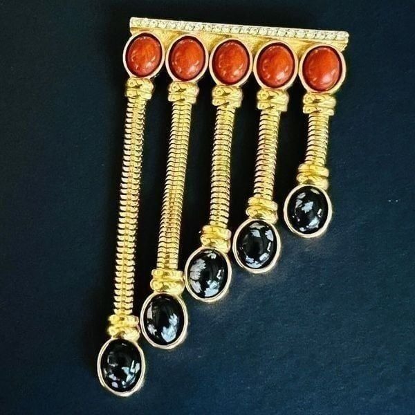 Vintage Huge Dangle Brooch Black Rusty Red Cabochon Stones Gold Tone OOAK 4241