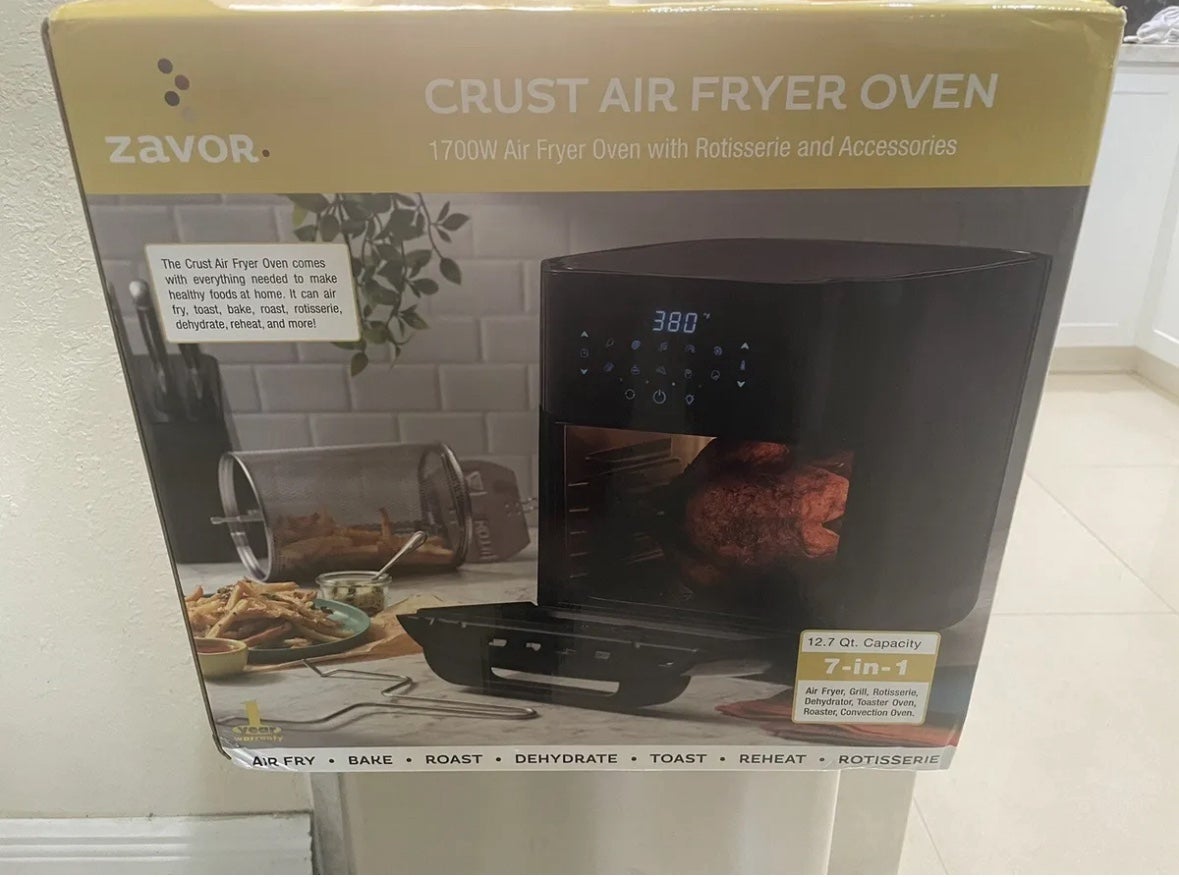 New In Box Savor Crust 12 Qt Air fryer Oven With 10 Preset Combinations