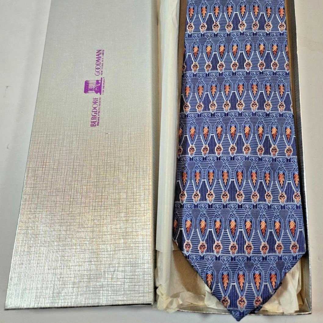 Bugatchi Uomo Platinum Silk Soie Necktie In Original Bergdorf Goodman Gift Box