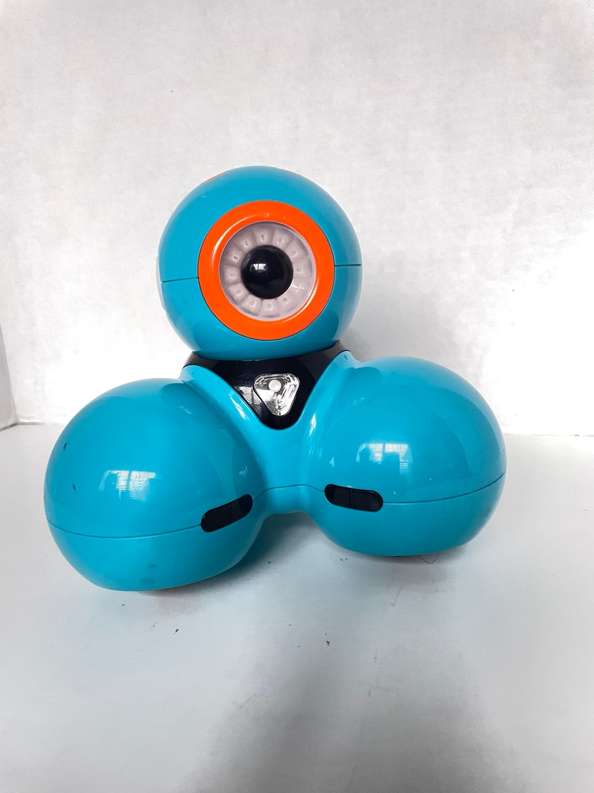 Wonder Workshop Dash Robot