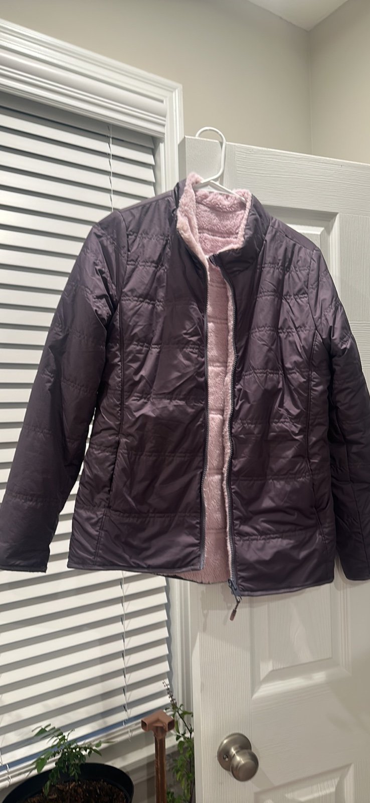 Athleta girl warm fuzzy reversible jacket size 16/xxl dark sky violet