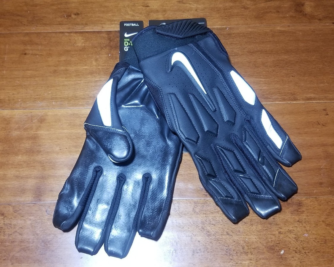 Nike Football D-Tack Gloves