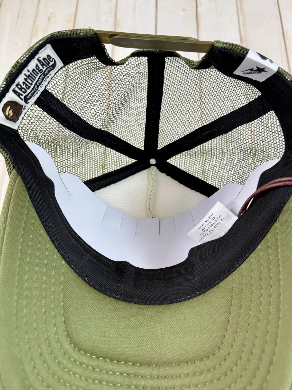 BAPE X KIDSUPER 】BAPE STA LOGO RHINESTONE TRUCKER CAP