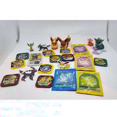 Eevee Evolutions lot figures toys & Tokens ﻿Pokemon Center Bandai TOMY Nintendo