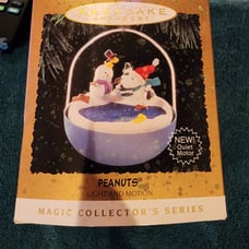 Hallmark 1995 peanuts light motion keepsake magic nib