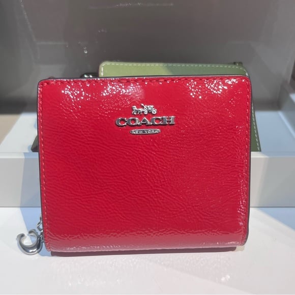 NWT Coach Outlet Snap Wallet red