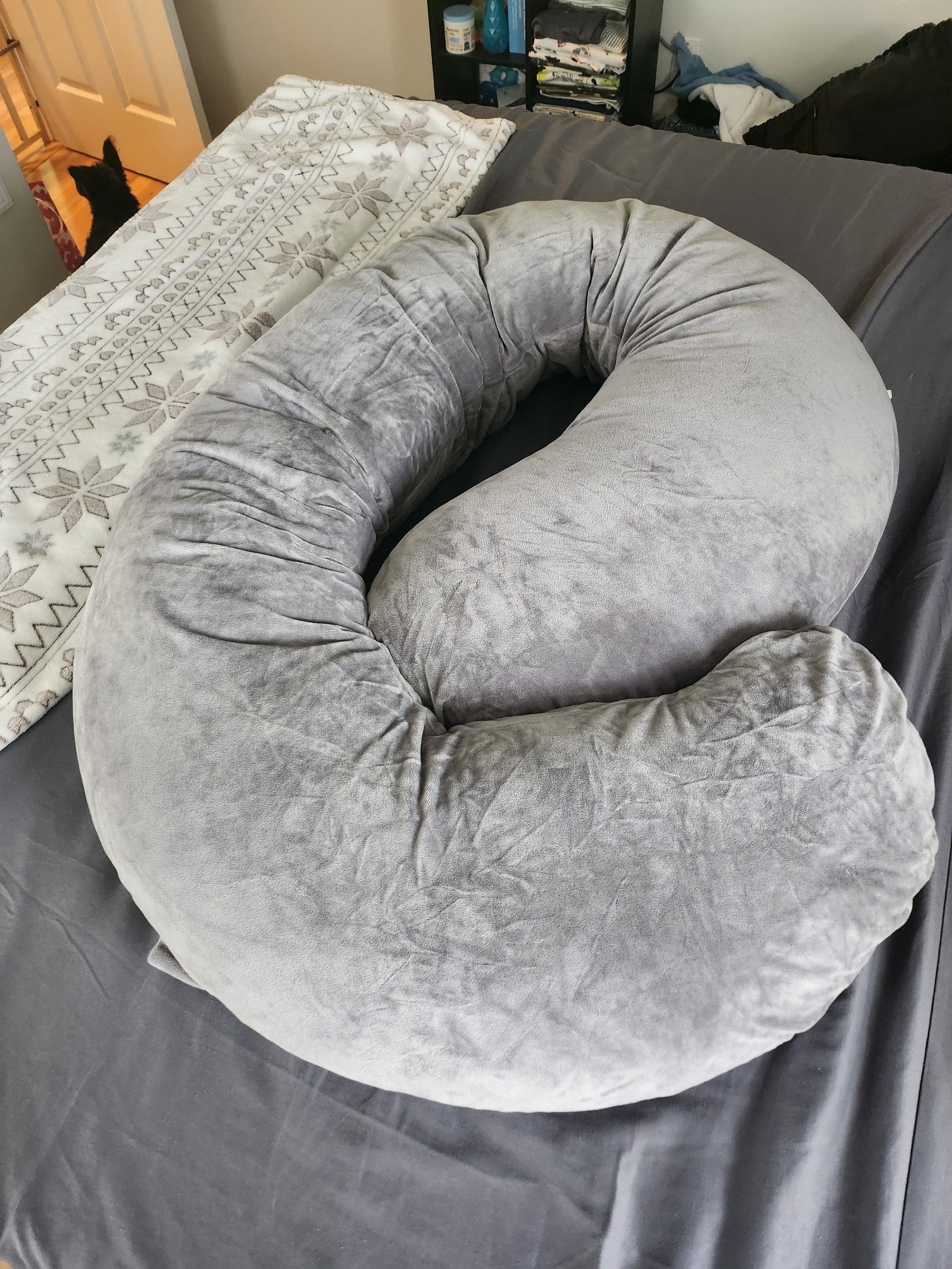 Pregnancy pillow