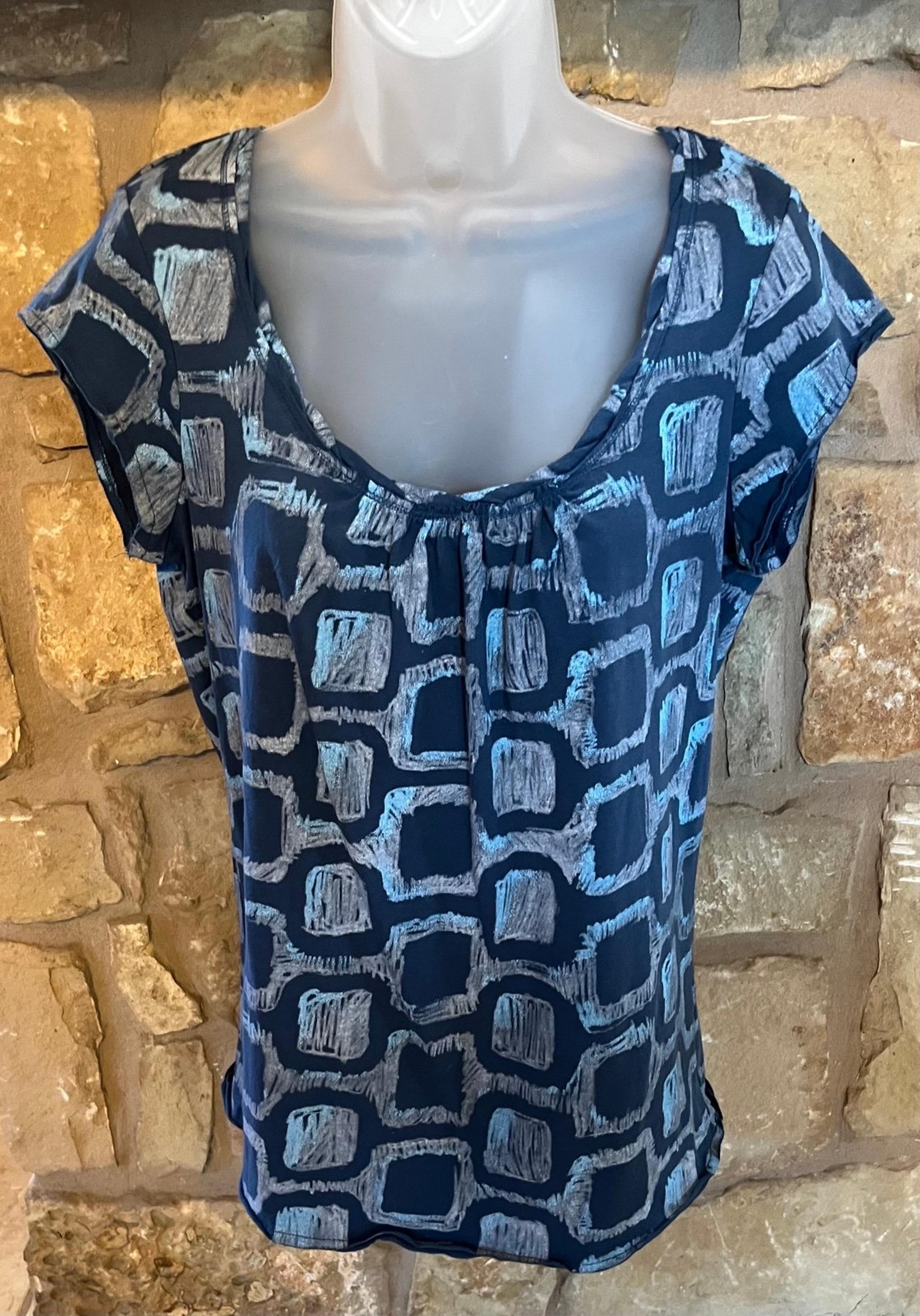 Calvin Klein Top Shirt Women Large Raw Edges Scoop Neck Unique Print Pullover